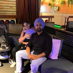 Meet your Posher, Simarjit